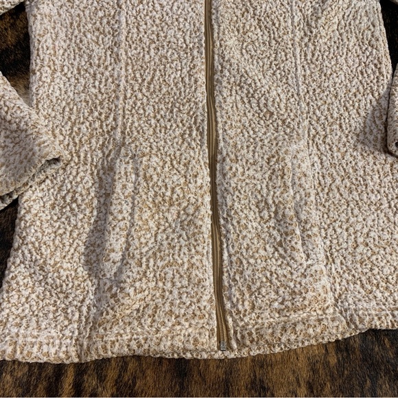 Jason Maxwell size Small brown and off white zip up hoodie with front pockets. - Picture 8 of 10